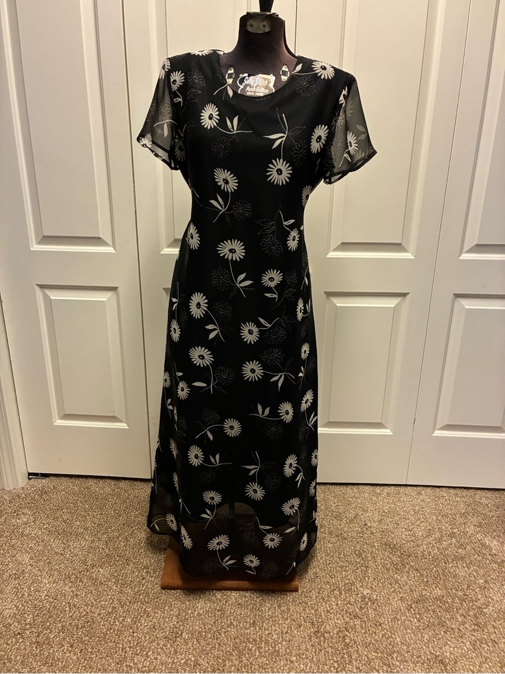 Connie Choi Black Maxi/Midi Dress with White Floral Print - Picture 1 of 11